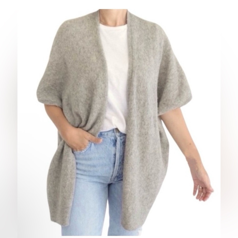 Aritzia Community Open-Front Gray/Cream  Dolman Sleeve Cardigan (Wool/Yak)